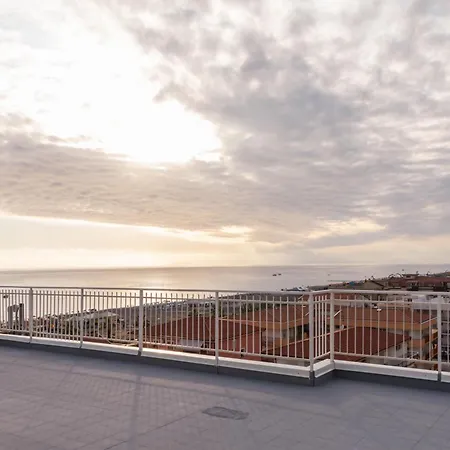 La Terrazza Sul Mare 3*